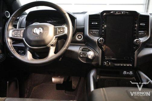 2024 RAM 2500 Laramie Crew Cab 4x4 6'4' Box