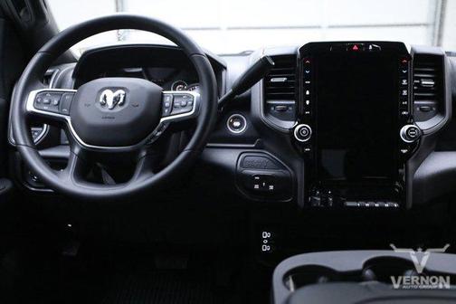 2025 RAM 2500 Tradesman Crew Cab 4x4 8' Box