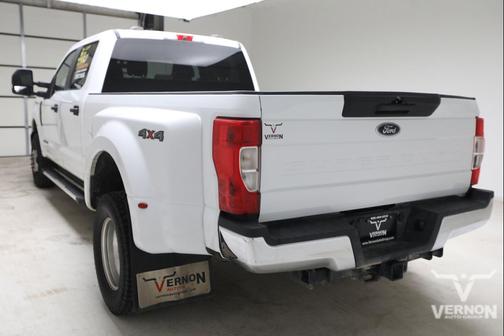 Oxford White 2022 Ford F-350 XL