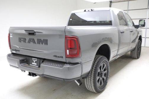 Black Clearcoat 2026 RAM 2500 Lone Star Crew Cab 4x4 6'4' Box