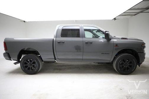 Black Clearcoat 2026 RAM 2500 Lone Star Crew Cab 4x4 6'4' Box