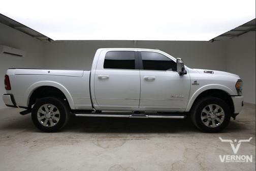 Bright White Clearcoat 2024 RAM 2500 Limited Crew Cab 4x4 6'4' Box