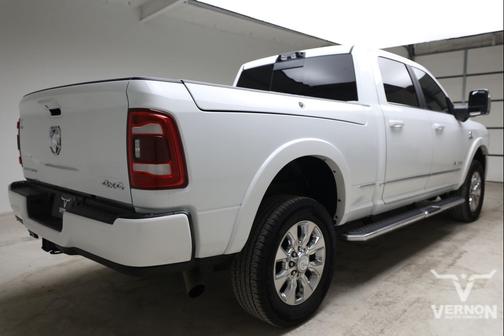 Bright White Clearcoat 2024 RAM 2500 Limited Crew Cab 4x4 6'4' Box
