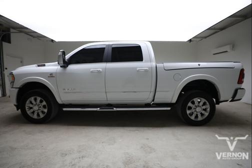 Bright White Clearcoat 2024 RAM 2500 Limited Crew Cab 4x4 6'4' Box