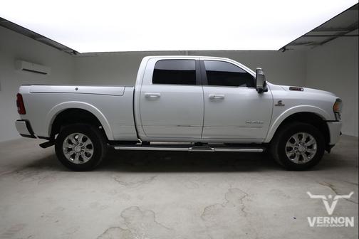 Bright White Clearcoat 2024 RAM 2500 Limited Crew Cab 4x4 6'4' Box