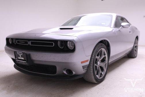 2017 Dodge Challenger SXT