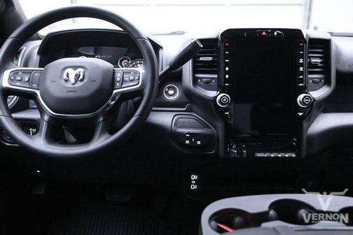 2025 RAM 2500 Tradesman Crew Cab 4x4 6'4' Box