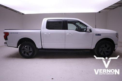 2025 Ford F-150 Lightning LARIAT