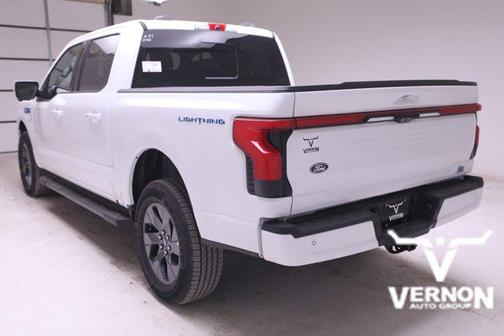 2025 Ford F-150 Lightning LARIAT