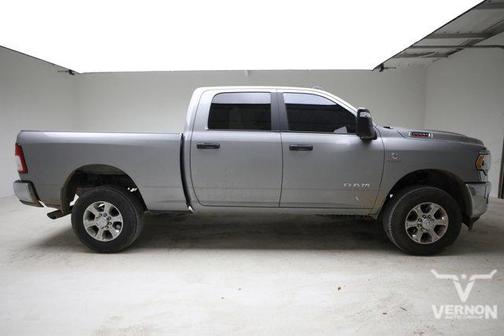 Billet Silver Metallic Clearcoat 2024 RAM 2500 Big Horn Crew Cab 4x4 6'4' Box