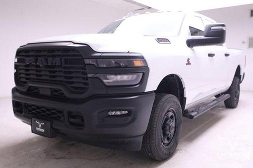 2025 RAM 2500 Tradesman Crew Cab 4x4 6'4' Box