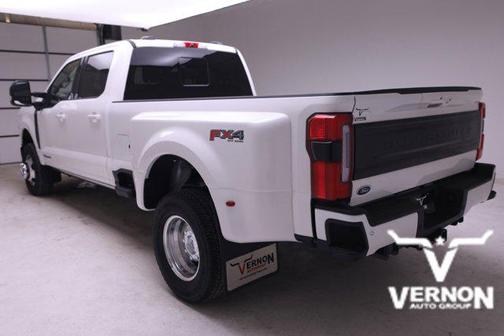2026 Ford F-350 Platinum