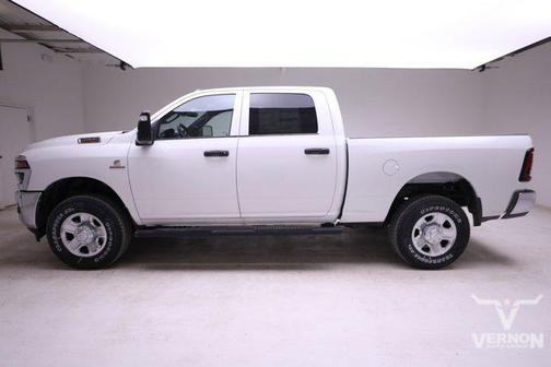 2025 RAM 2500 Tradesman Crew Cab 4x4 6'4' Box