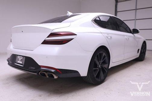 2023 Genesis G70 2.0T RWD