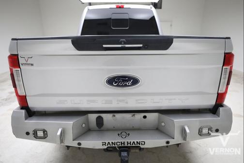Ingot Silver Metallic 2017 Ford F-250 Lariat