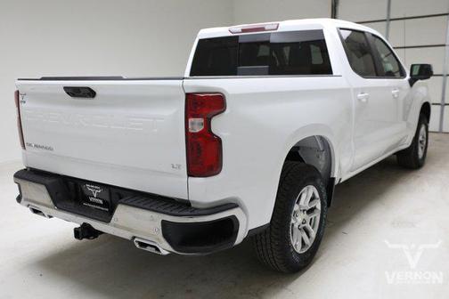 Summit White 2026 Chevrolet Silverado 1500 LT