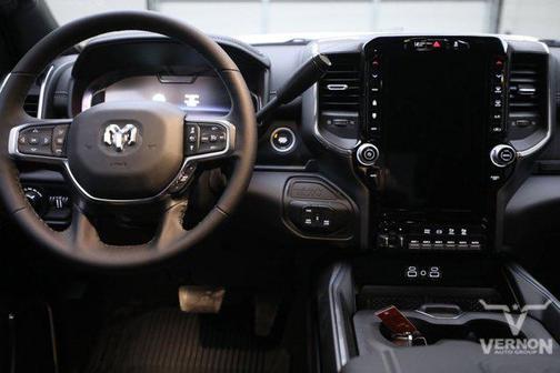 2025 RAM 2500 Laramie Crew Cab 4x4 6'4' Box