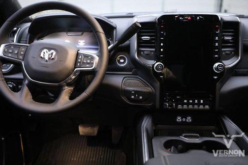 2025 RAM 2500 Laramie Crew Cab 4x4 6'4' Box