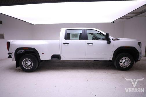 2026 GMC Sierra 3500 Base