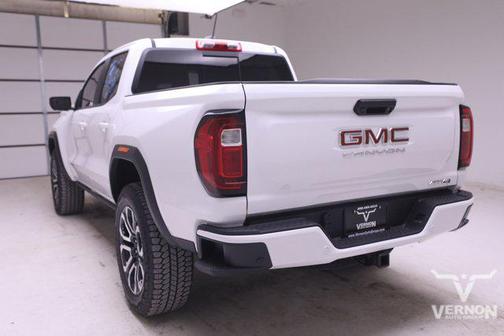 2024 GMC Canyon AT4