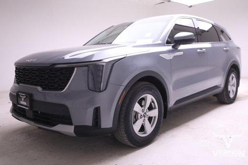 2025 Kia Sorento LX