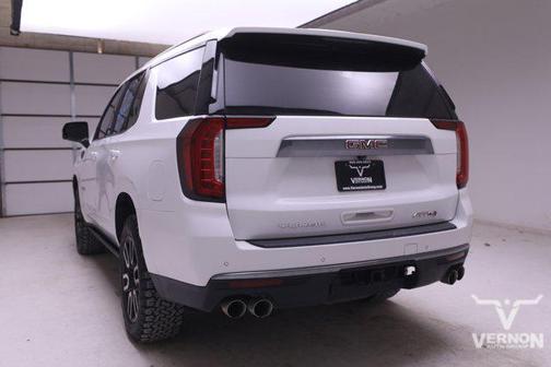 2024 GMC Yukon 4WD AT4