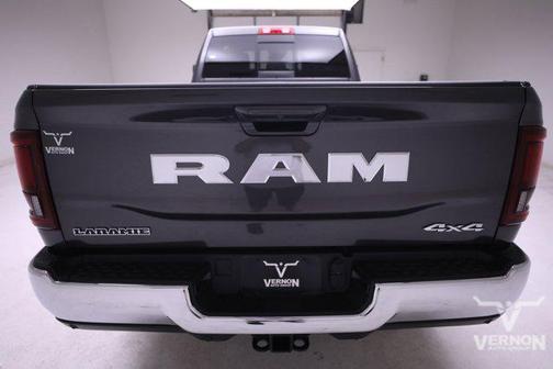 2025 RAM 3500 Laramie Crew Cab 4x4 8' Box