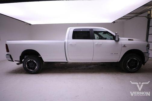 2026 RAM 2500 Laramie Crew Cab 4x4 8' Box
