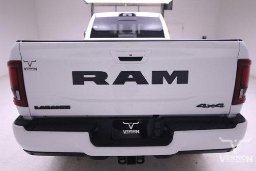 2025 RAM 2500 Laramie Crew Cab 4x4 8' Box
