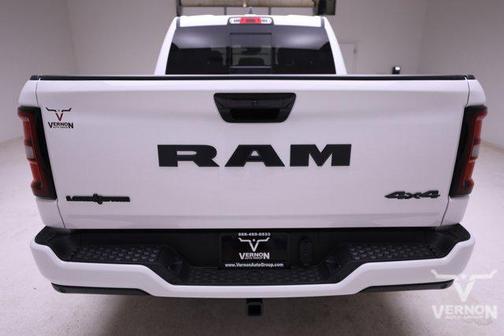 2025 RAM 1500 SLT