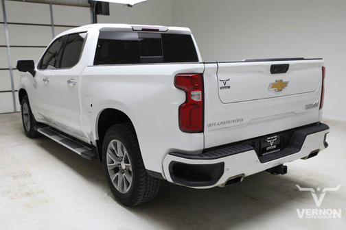 Iridescent Pearl Tricoat 2021 Chevrolet Silverado 1500 High Country
