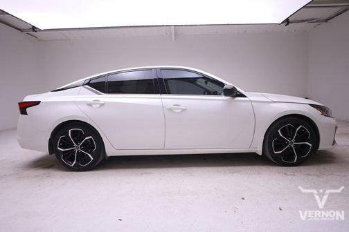 2024 Nissan Altima SR FWD