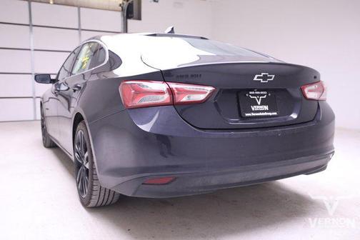2022 Chevrolet Malibu FWD LT