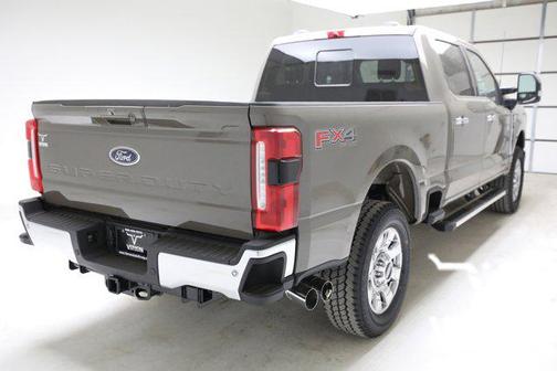 Marsh Gray 2026 Ford F-250 Lariat