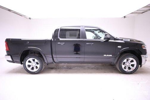 2026 RAM 1500 SLT