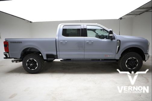 Glacier Gray Metallic Tri-Coat 2026 Ford F-250 Lariat