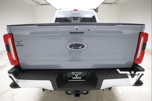 Glacier Gray Metallic Tri-Coat 2026 Ford F-250 Lariat