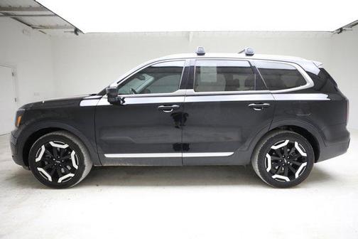 Ebony Black 2024 Kia Telluride EX