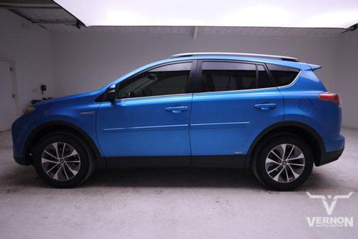 2018 Toyota RAV4 Hybrid XLE