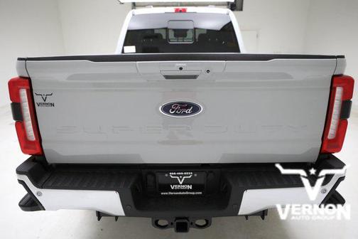 Avalanche 2026 Ford F-250 Lariat