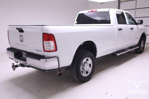 2022 RAM 2500 Tradesman Crew Cab 4x4 8' Box