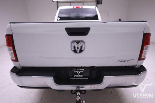 2022 RAM 2500 Tradesman Crew Cab 4x4 8' Box