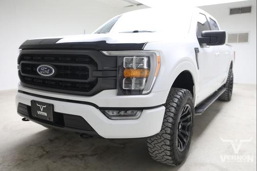 Oxford White 2023 Ford F-150 XLT