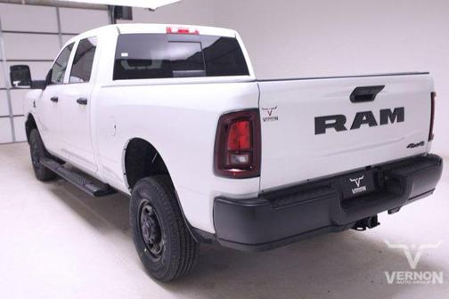 2025 RAM 2500 Tradesman Crew Cab 4x4 6'4' Box