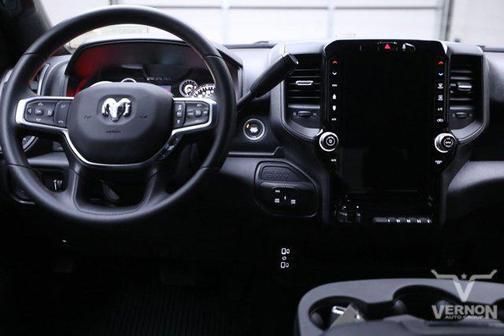 2025 RAM 2500 Tradesman Crew Cab 4x4 6'4' Box