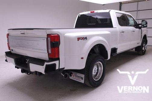 2026 Ford F-350 Platinum