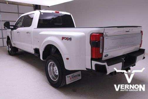 2026 Ford F-350 Platinum