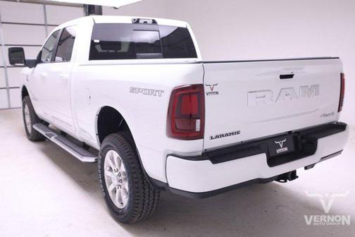 2025 RAM 2500 Laramie Crew Cab 4x4 6'4' Box