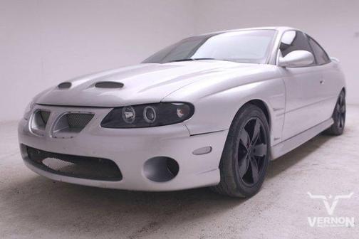 2004 Pontiac GTO 2dr Cpe