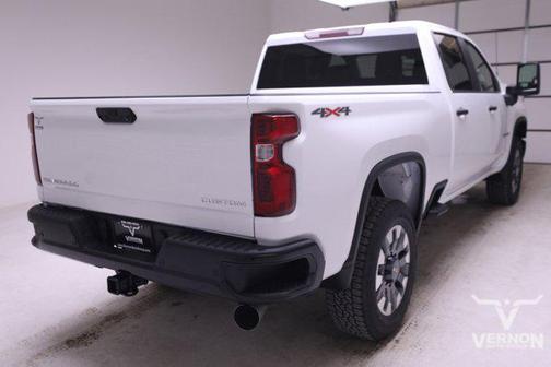 2026 Chevrolet Silverado 2500 Custom